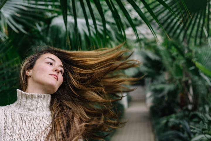 The Scalp Detox Protocol: A 3-Step Guide to Resetting Your Hair’s Growth Environment